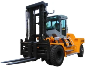 Chariot élévateur diesel SOCMA robuste 15 tonnes avec cabine renforcée, modèle industriel Maroc